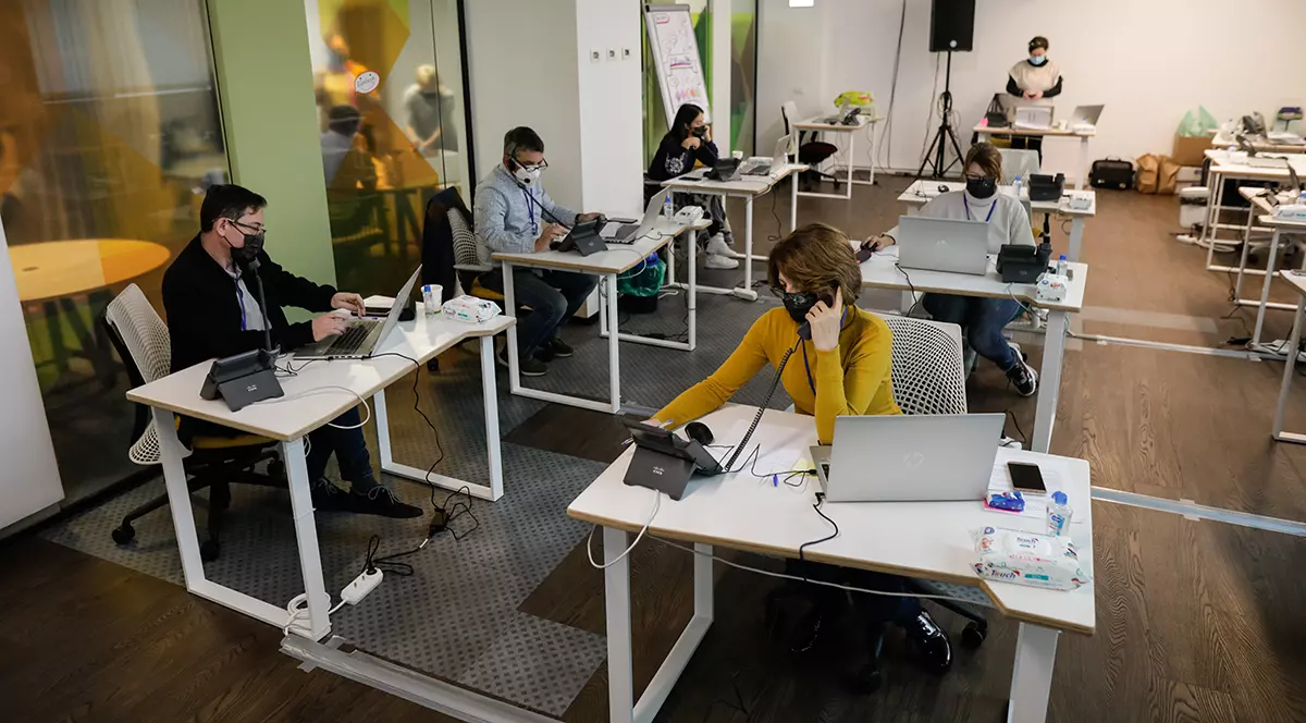 Piața muncii a revenit la nivelul din aprilie 2019. 98.000 de joburi disponibile în primele patru luni