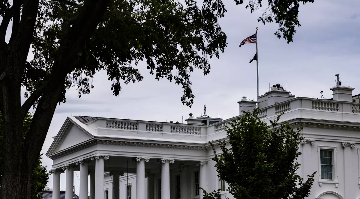 Îngrijorare la Casa Albă: doi oficiali, atacați cu „arma cu microunde”