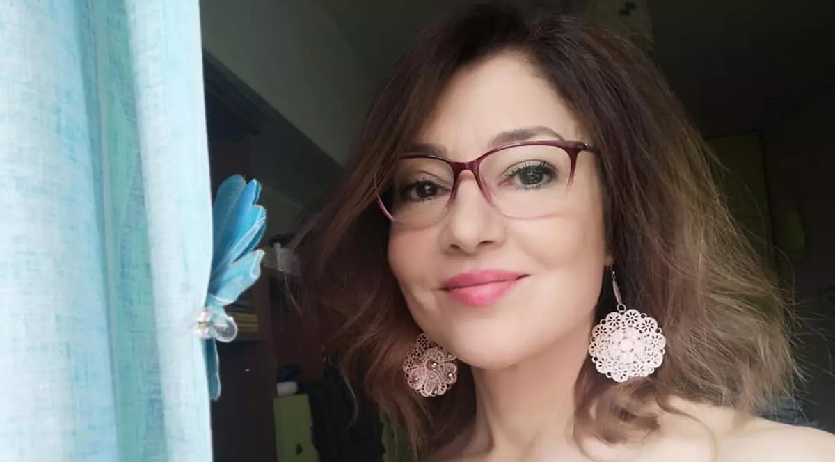 Cum arată Oana Sârbu la 53 de ani. Artista își menține silueta fără tratamente
