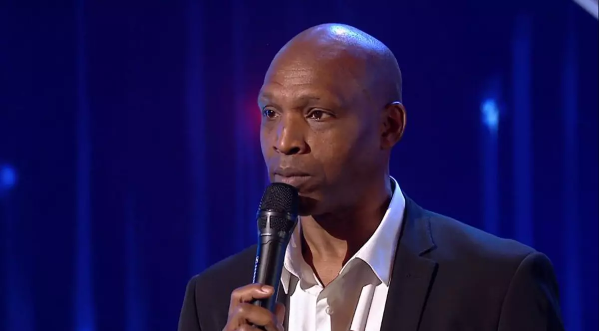 Cine este Dean Bowman, finalist la „Românii au talent” sezonul 11. În curând se va căsători cu o româncă