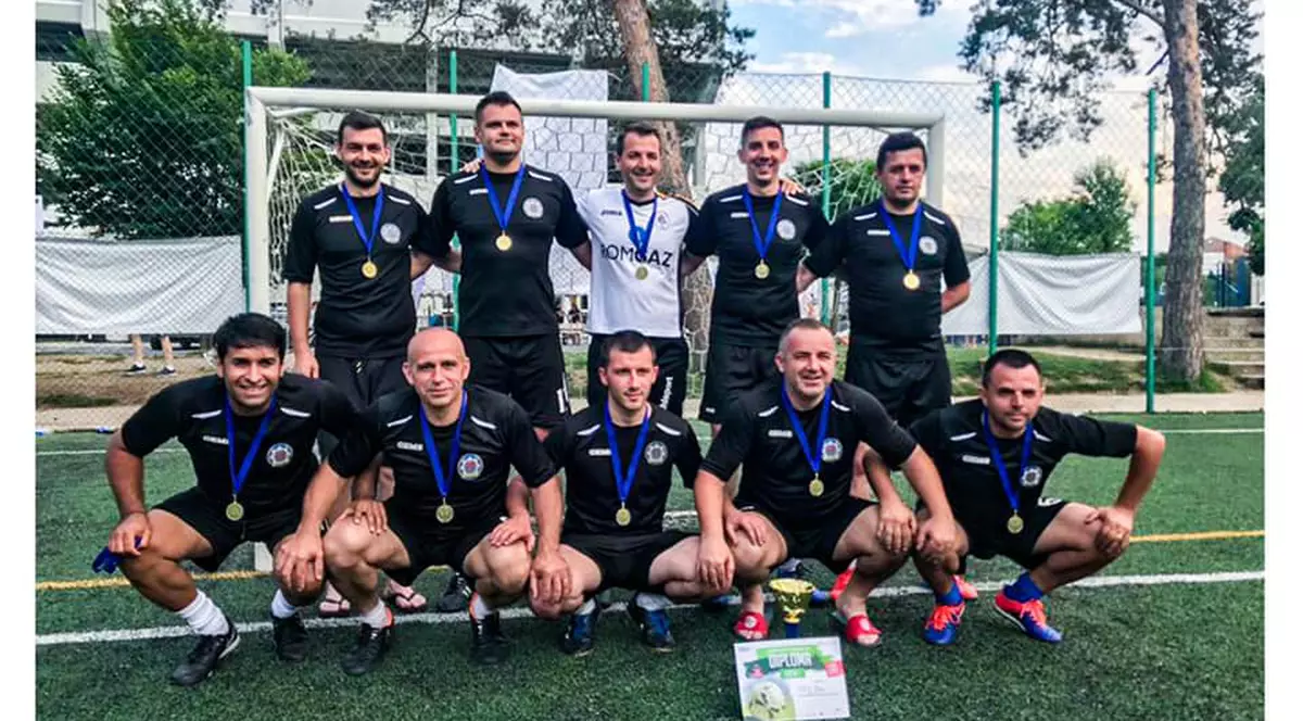 17 agenţi de Rutieră, reţinuţi în dosarul mită pentru echipa de fotbal a Poliţiei Sibiu. Cu ce performanțe se lăudau