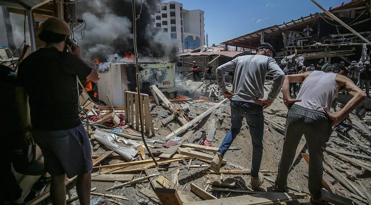 Româncă prinsă în conflictul din Gaza: „Vecinii mei au primit telefon că le va fi bombardată casa. Am plecat toți”