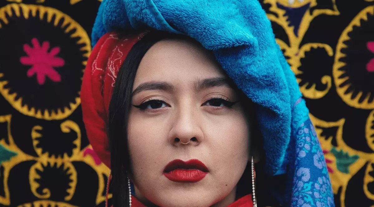 Cine e Manizha, cântăreața care a reprezentat Rusia la Eurovision. Femeile ortodoxe au depus plângere împotriva ei