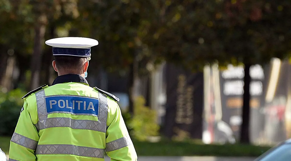 VIDEO O fetiță de 12 ani a fost răpită în miezul zilei dintr-un parc din Oradea. Agresorul a fost prins de polițiști