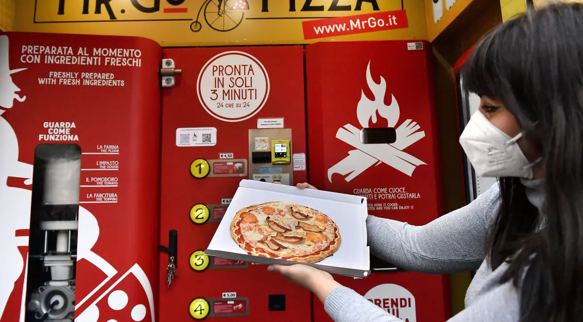 Un automat de pizza din Roma i-a indignat pe italieni: „Teribil”