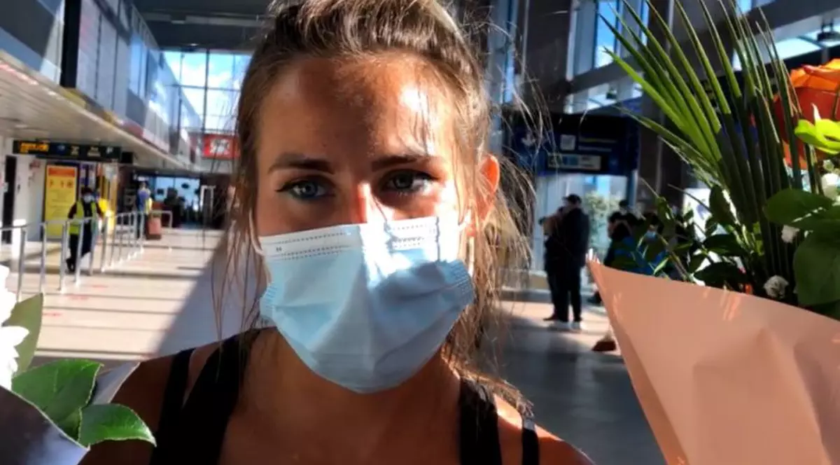 Sindy de la „Survivor România” a ajuns în țară. Primele declarații de pe aeroport