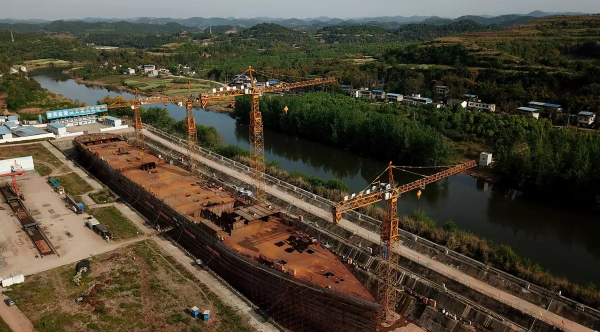 Cum arată replica în mărime naturală a faimosului Titanic, construită în China