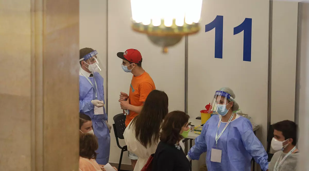 Iohannis a anunțat noile ținte de vaccinare. Câți români se așteaptă să fie imunizați până la 1 august