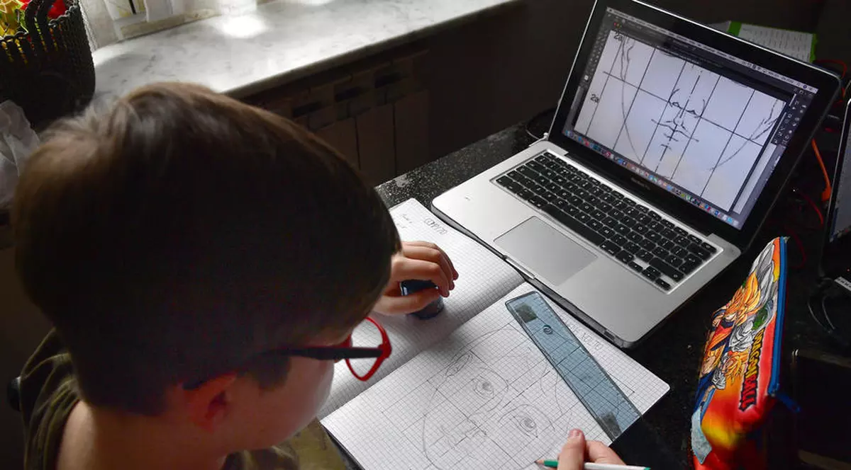 Lista școlilor din București care miercuri vor rămâne online, din motive justificate de infrastructură