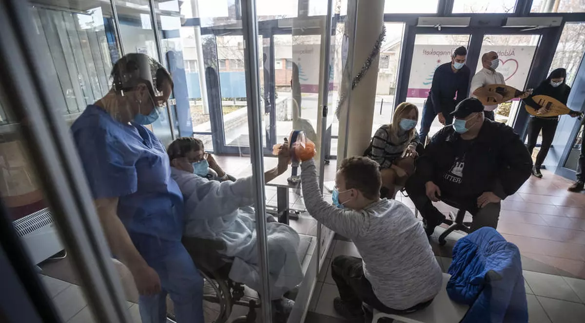 Ungaria prelungește starea de urgență până în septembrie