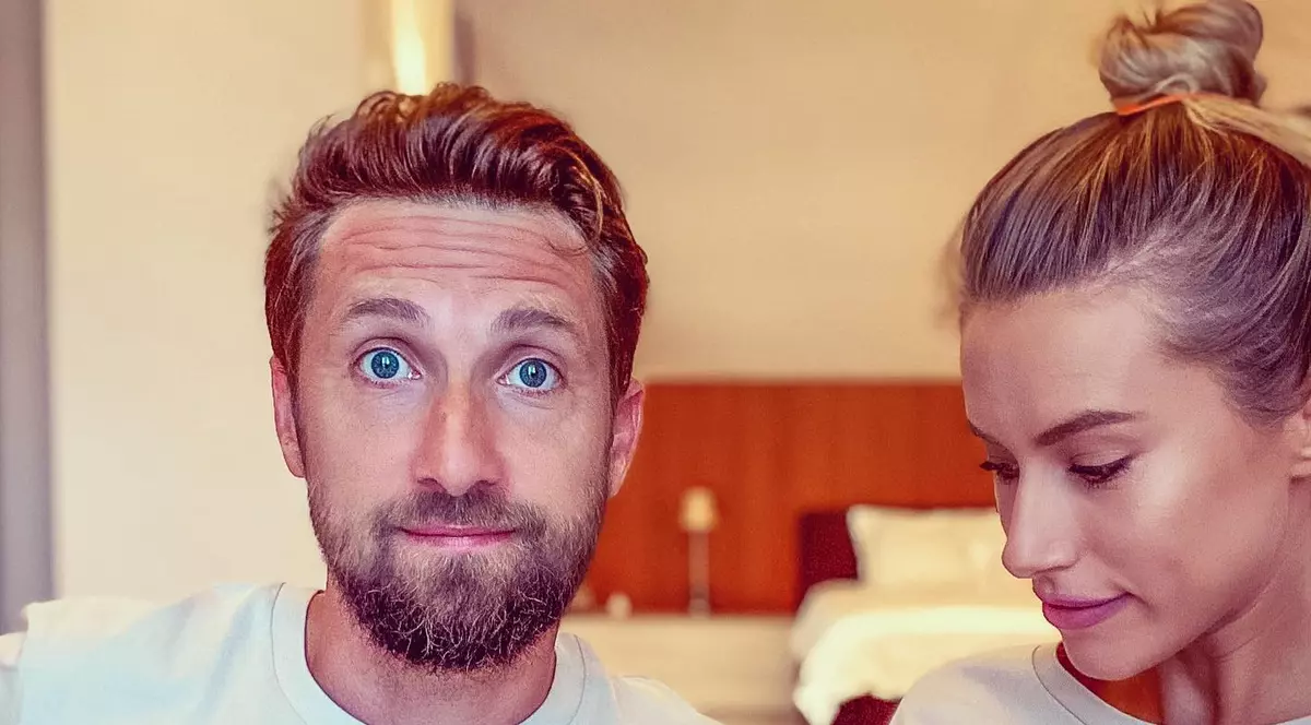 Dani Oțil și Gabriela Prisăcariu sărbătoresc 3 ani de relație, la Milano. Cum s-au filmat cei doi