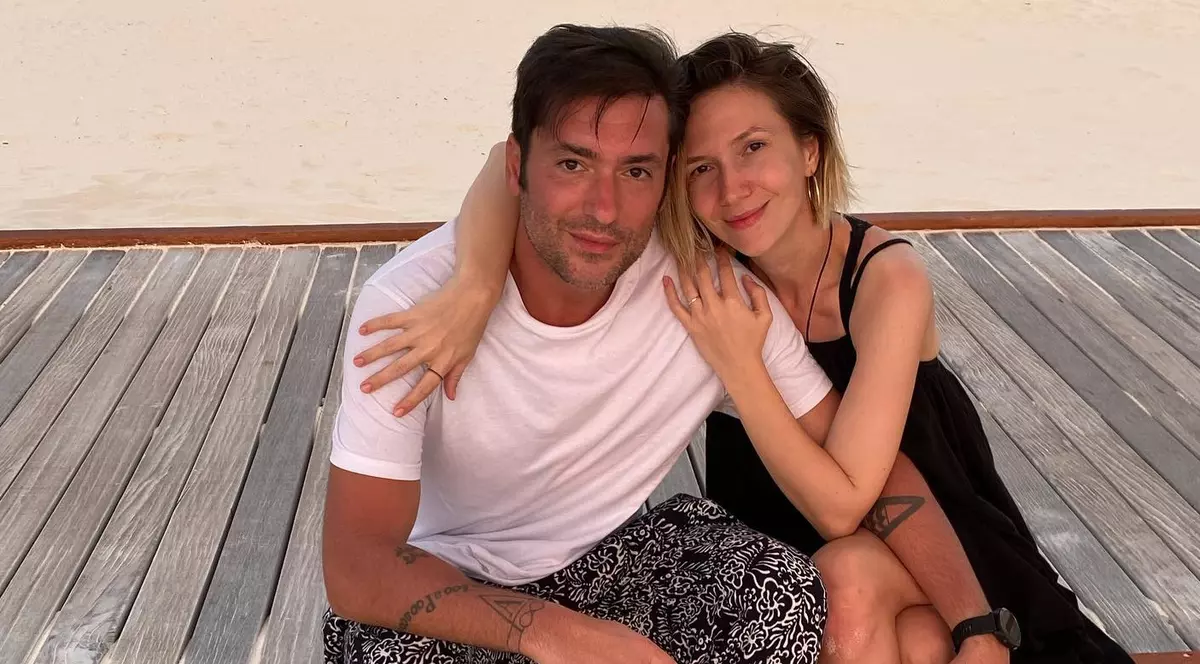 Radu Vâlcan își face griji pentru soția lui, înainte ca ea să nască. „Are niște complicații la coloană”