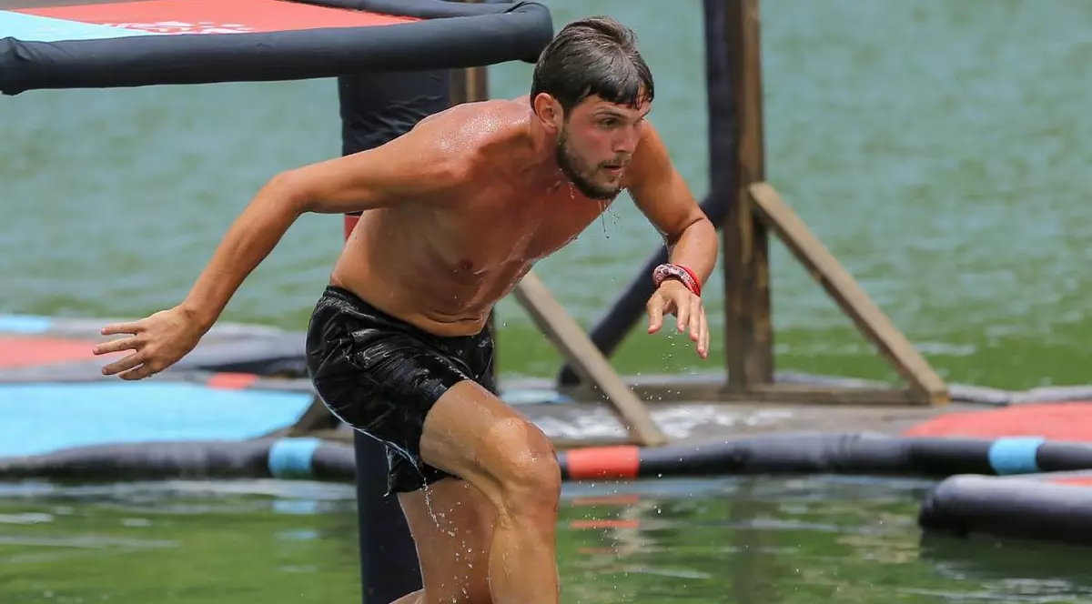 Ștefan Ciuculescu a ajuns în România, după eliminarea de la „Survivor”. Pe cine va susține să ajungă în finală