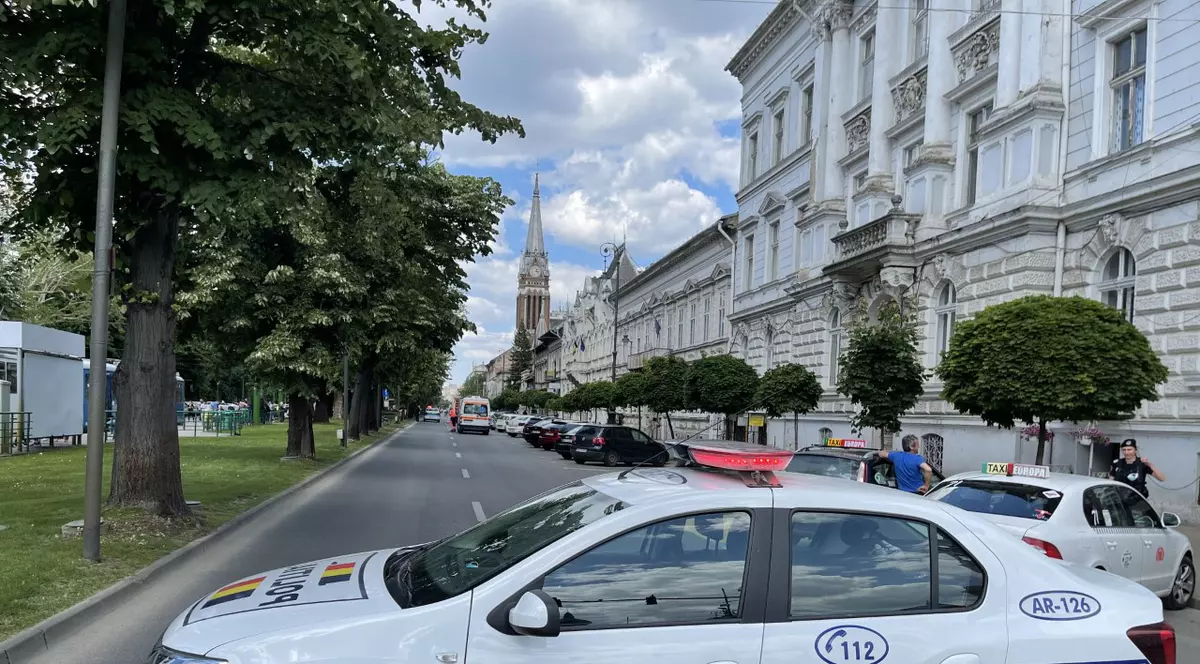 Alarmă falsă în cazul valizei suspecte găsite la Arad. Ce era înăuntru și cine a revendicat-o