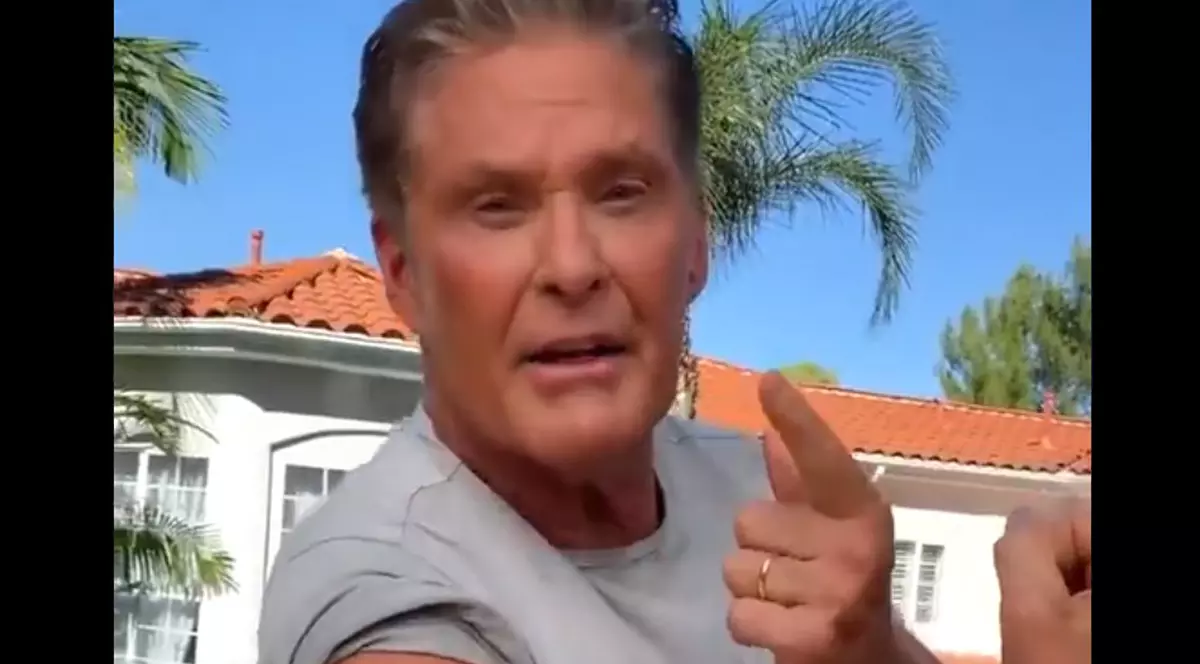 David Hasselhoff apare într-un videclip care încurajează vaccinarea anti-Covid în Germania