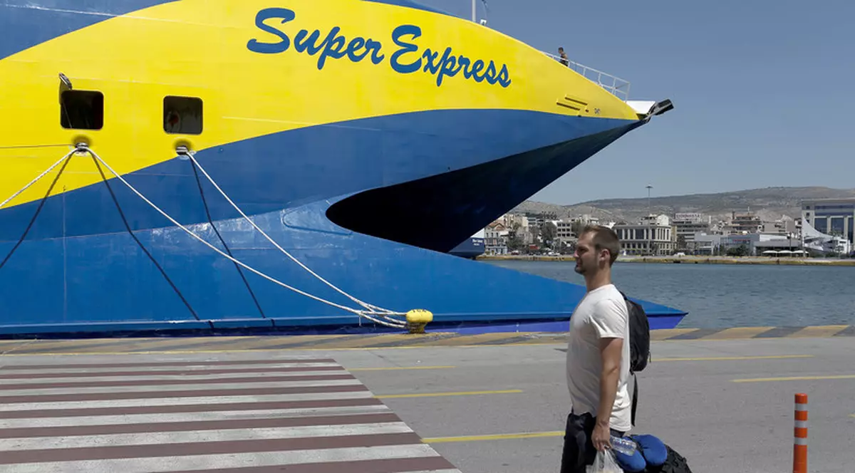 Vacanțele în Grecia, perturbate de greva generală a funcționarilor publici. Circulația, paralizată joi