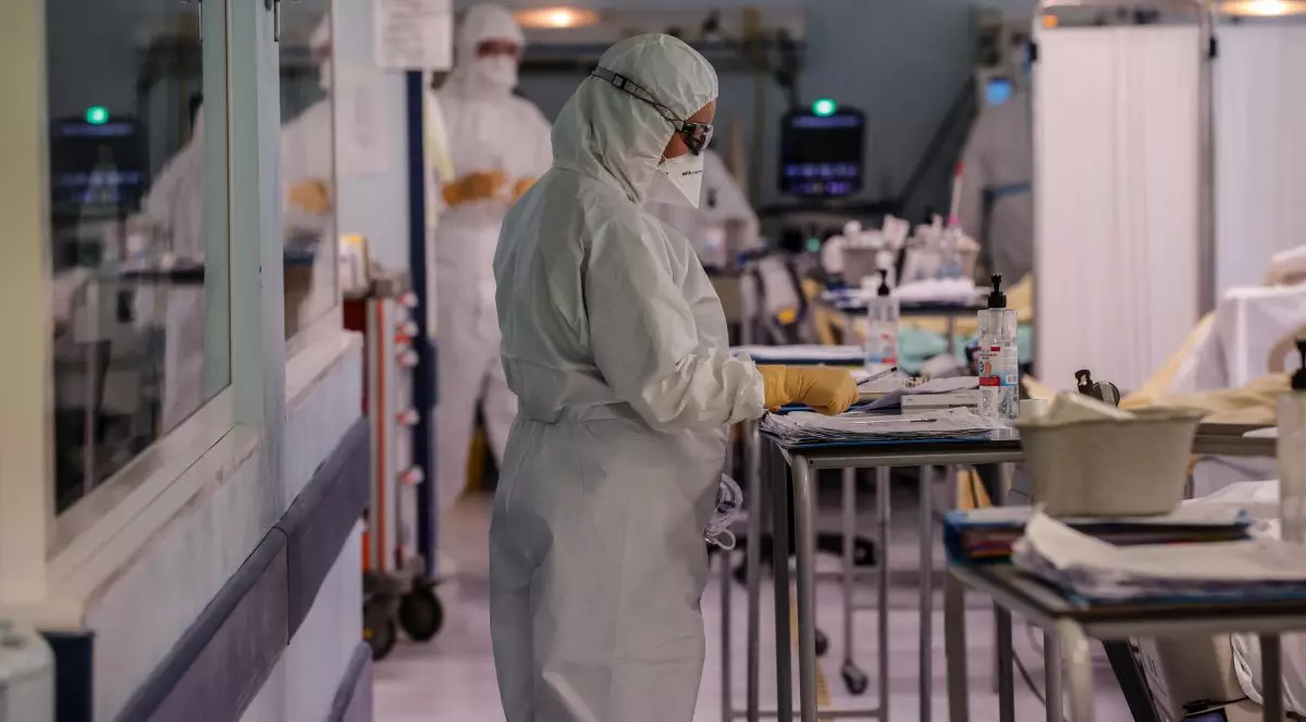 103 noi infectări și 10 decese COVID în ultimele 24 de ore în România