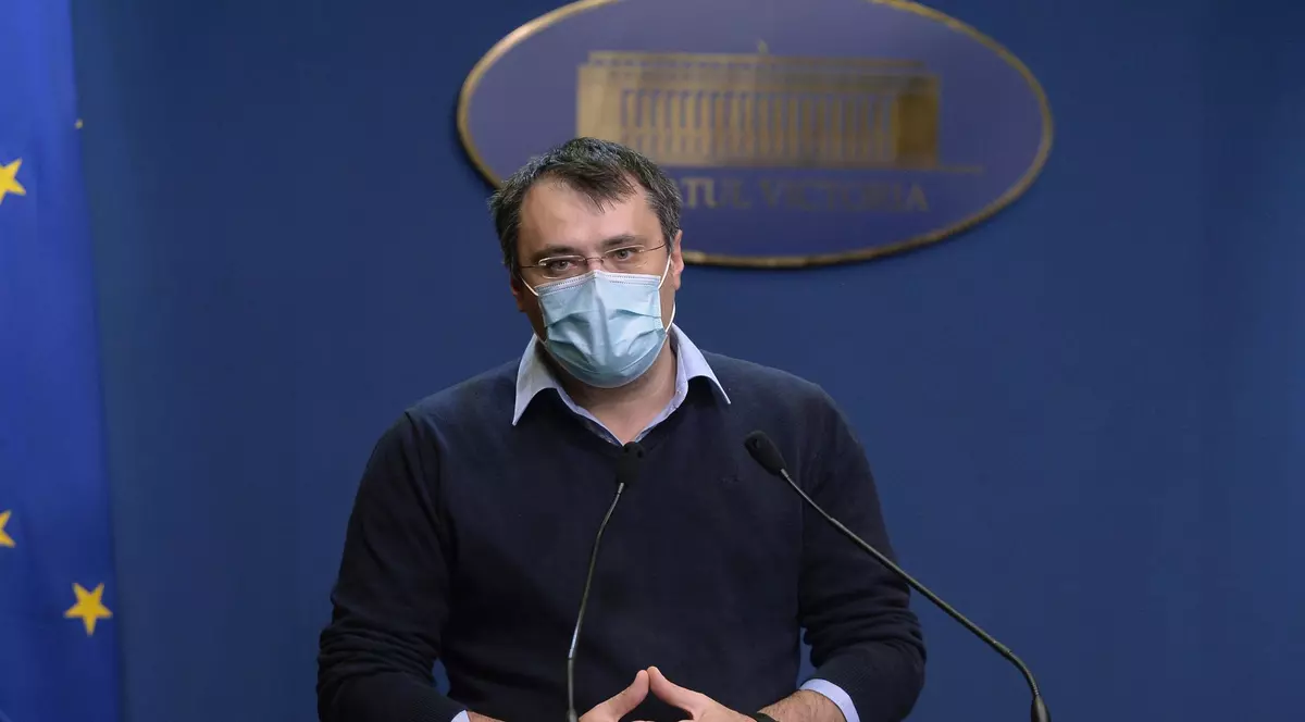 Cu demisia pe masă. Când lăudăroșenia și declarațiile bombastice ale ministrului Ghinea dau pe dinafară