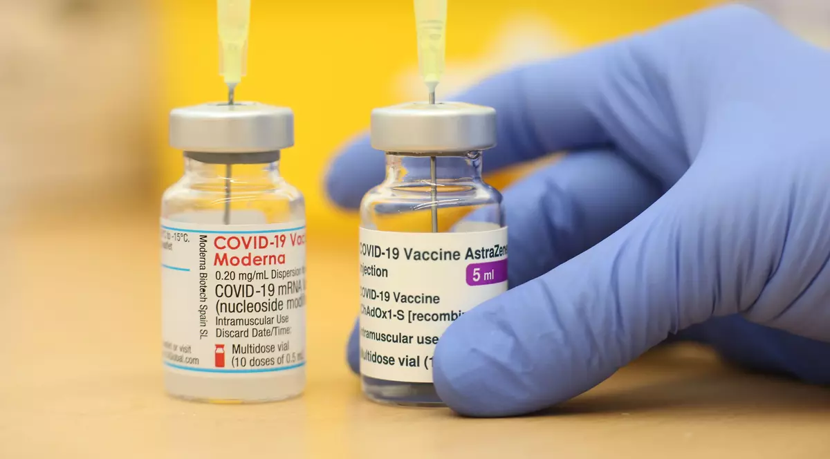 Moderna a solicitat UE aprobarea vaccinului anti- COVID-19 la copii între 12 și 17 ani