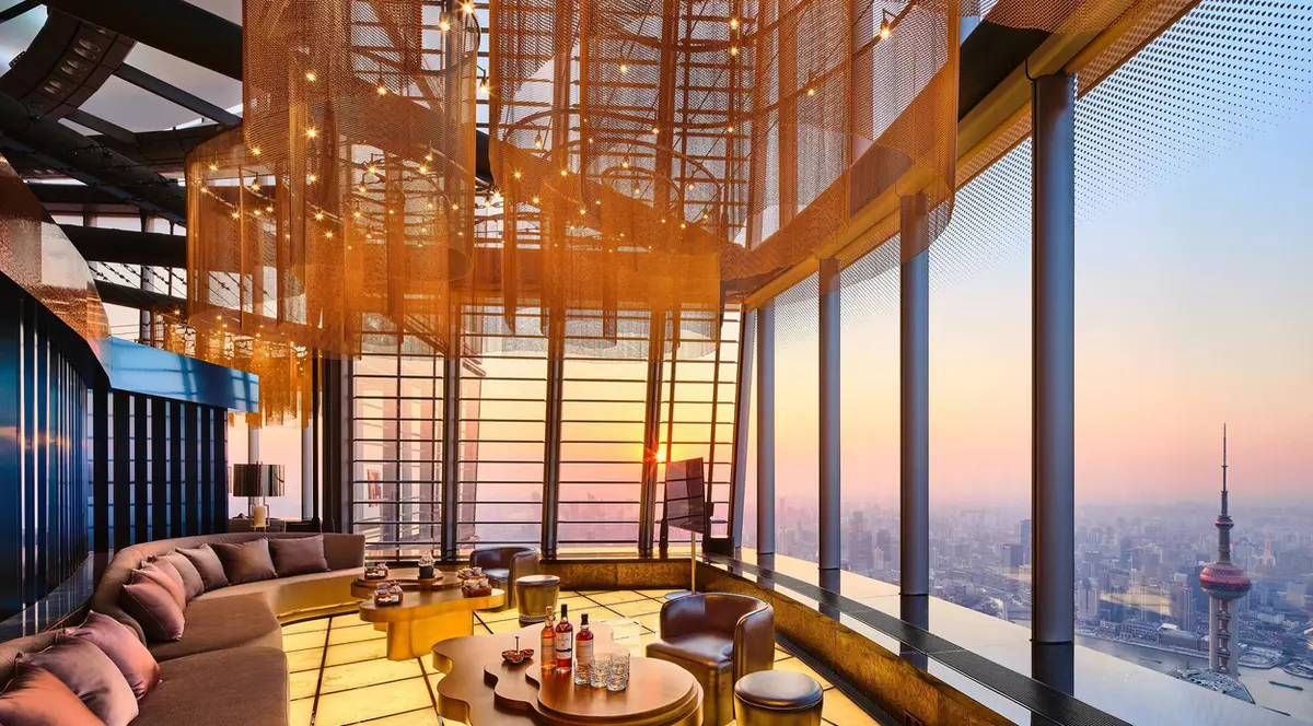 Cel mai înalt hotel din lume a fost inaugurat în China