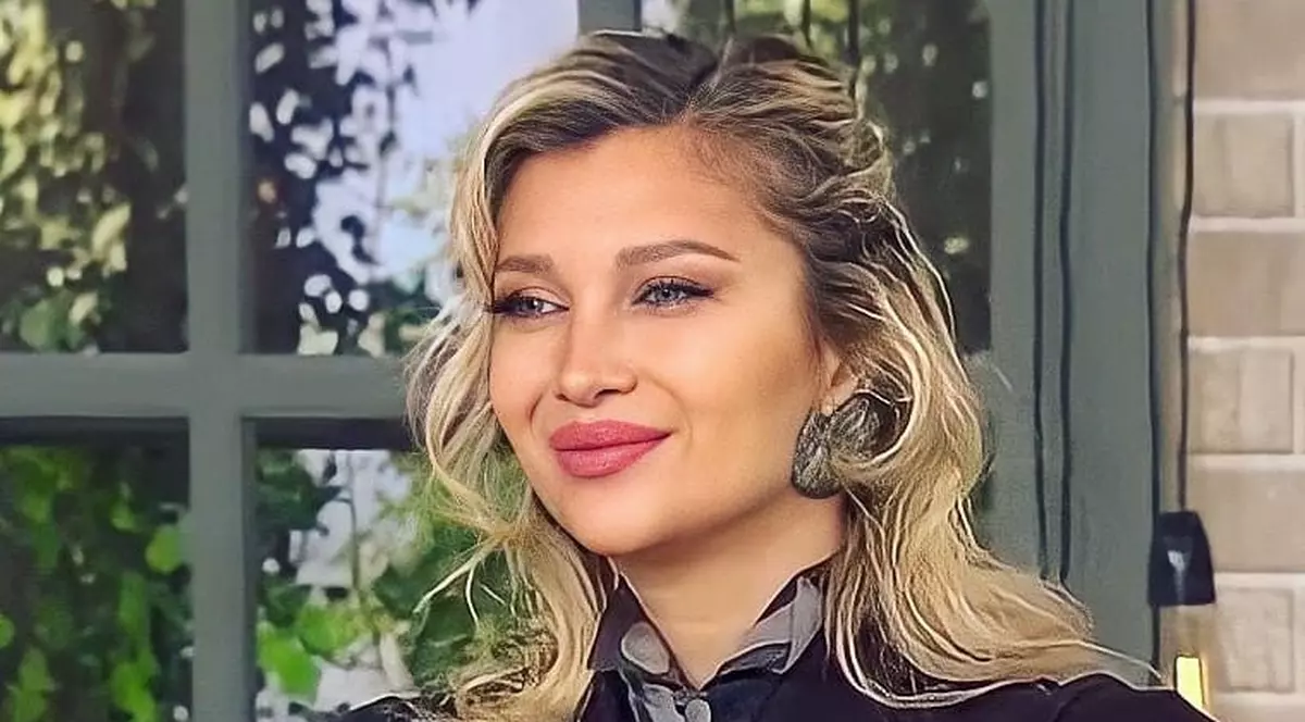 Detalii neștiute din trecutul Lorei. „Am crezut că nu voi mai urca niciodată pe scenă”