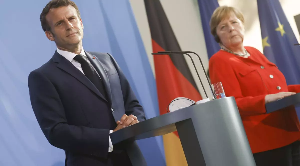 Summitul UE-Rusia nu va avea loc: Merkel și Macron, înfrângere rară la summitul de la Bruxelles