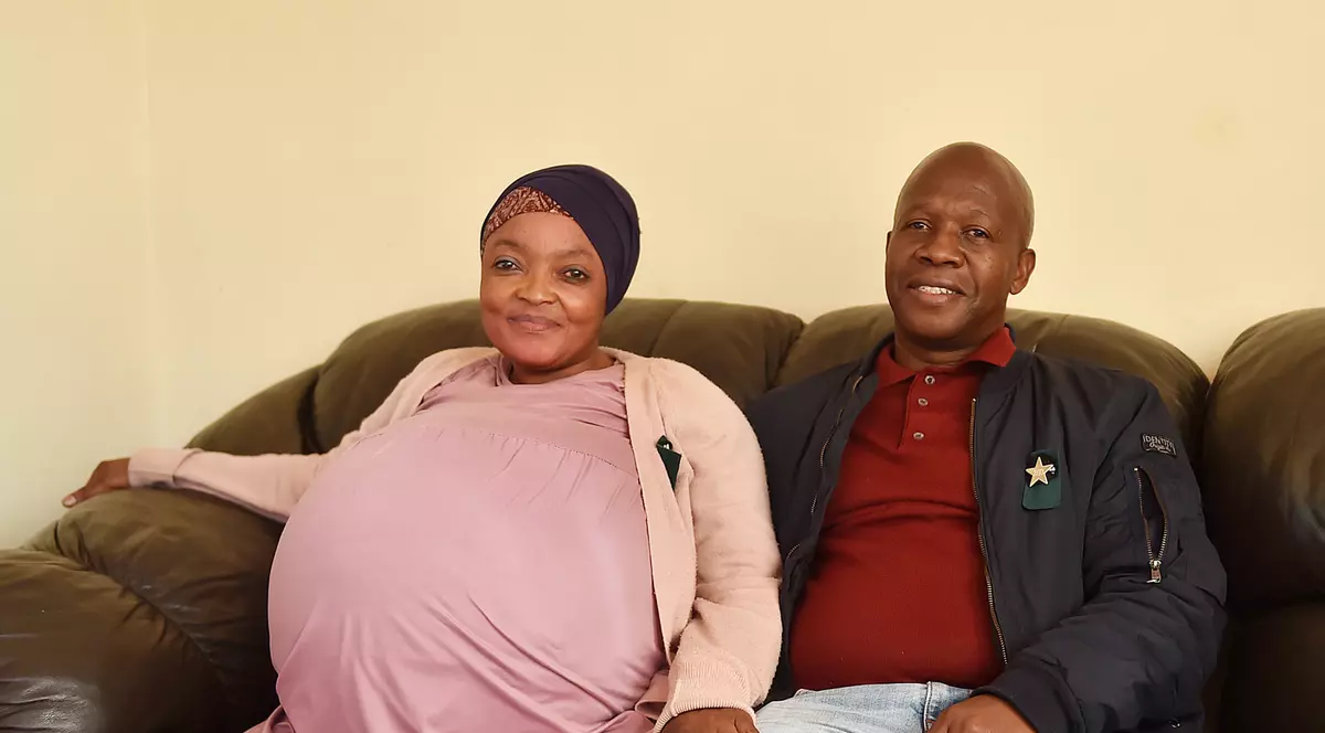 BBC: Povestea femeii din Africa de Sud care a născut 10 bebeluși nu este adevărată