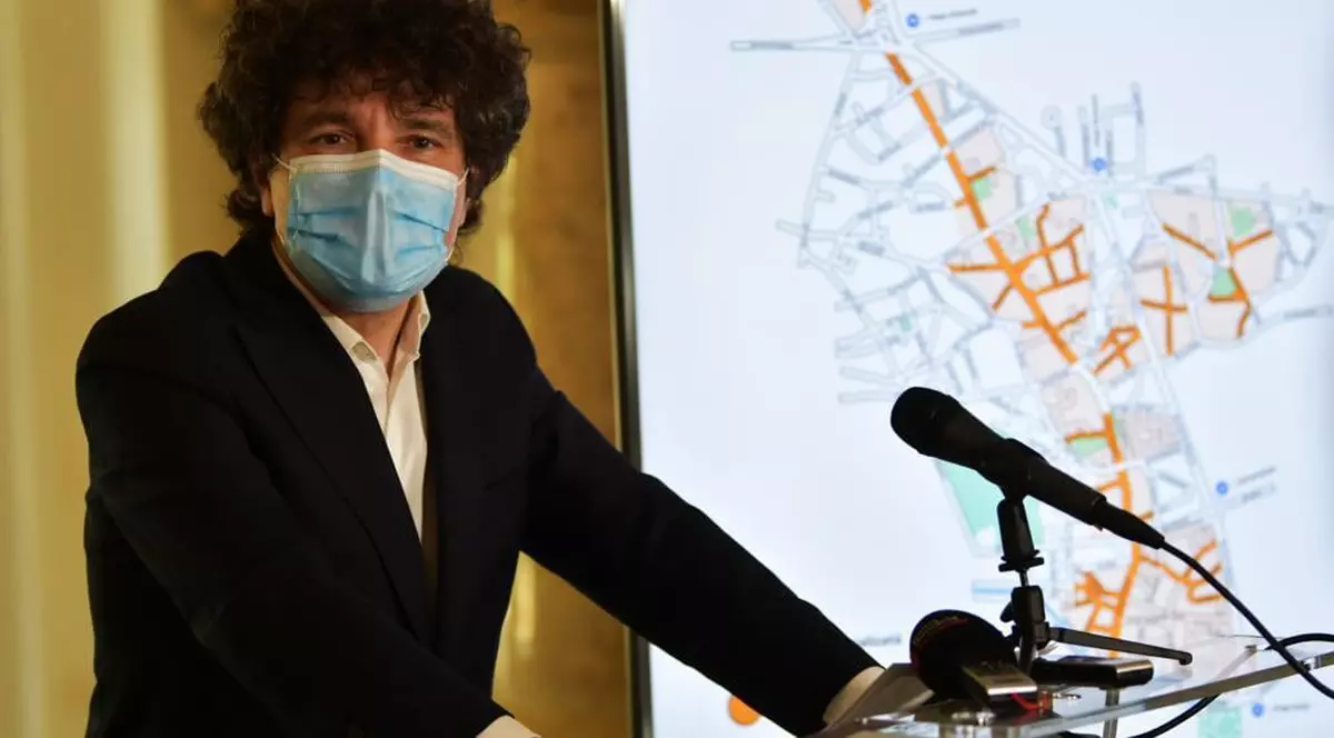Nicușor Dan, de Ziua Mondială a Bicicletei: „Chiar dacă am vrea acum să facem piste, nu avem unde”