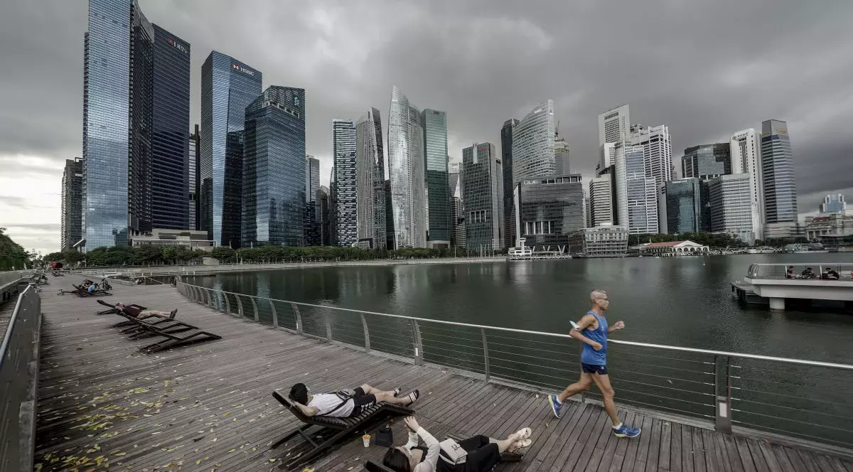 Singapore vrea să renunțe la restricții și să nu mai numere cazurile COVID. Noua strategie ar putea fi un model pentru alte țări