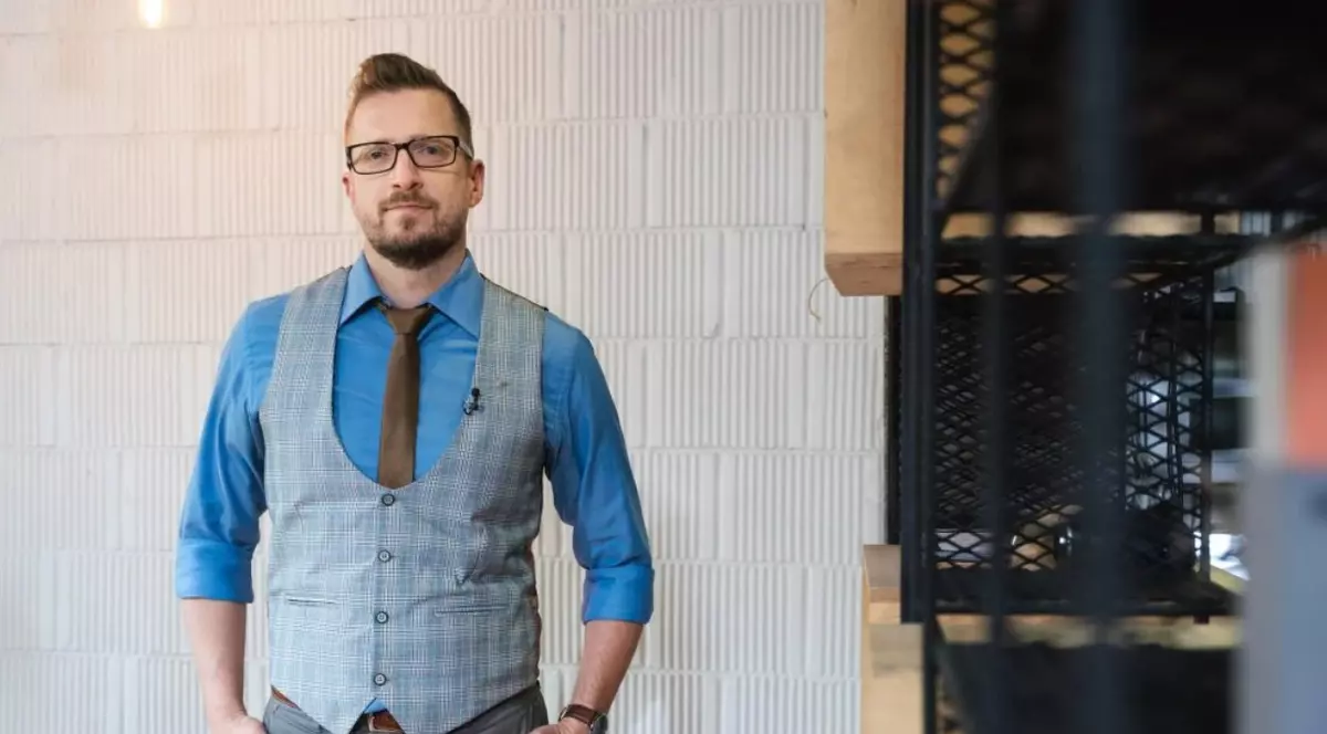 Cine e Victor Toriani de la „Căsătoriți pe nevăzute” și cum îi va ajuta pe concurenții emisiunii de la Pro TV