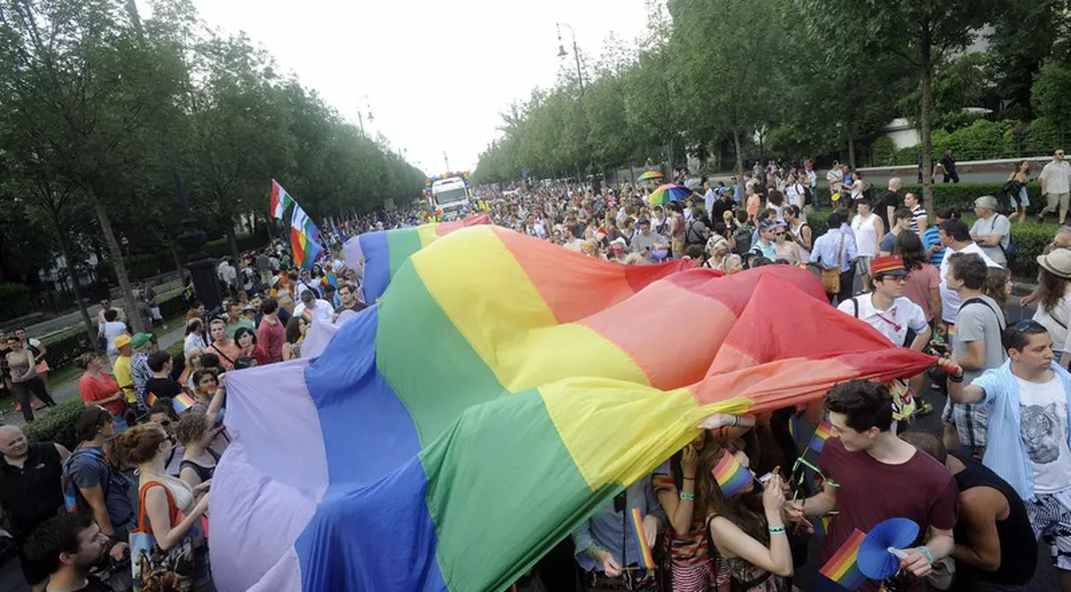 Uniunea Europeană, preocupată de noua lege din Ungaria privind comunitatea LGBT