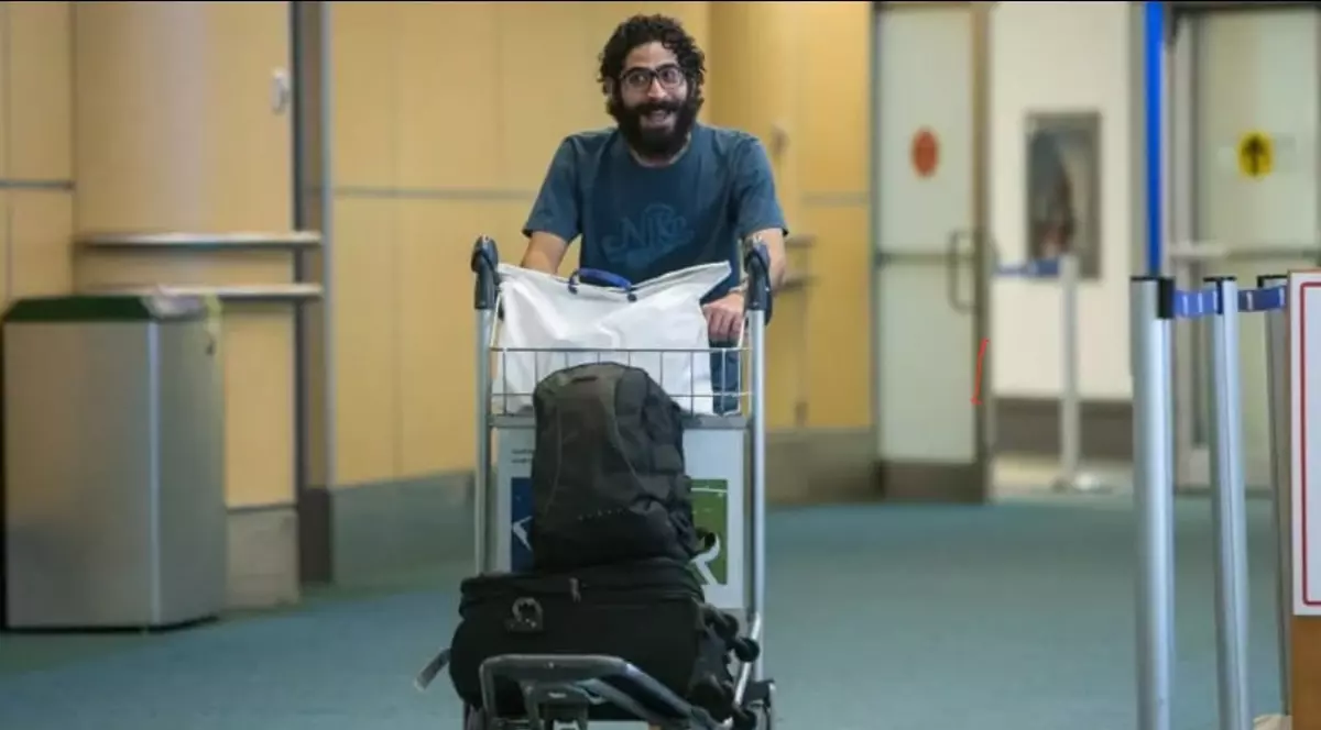 Prizonier în aeroport. Viața timp de șapte luni a unui om care a fugit de războiul de acasă: dormit pe jos și dușuri în toaletă