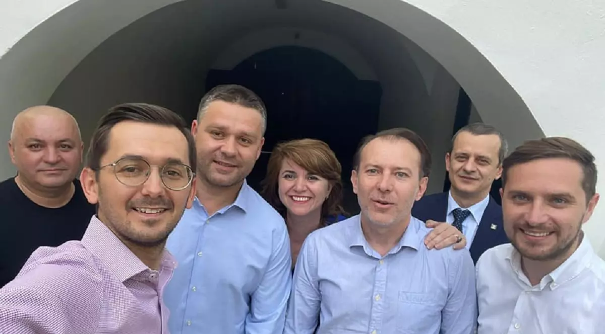 Ciprian Ciucu și-a depus candidatura pentru șefia PNL București. E susținut de Florin Cîțu