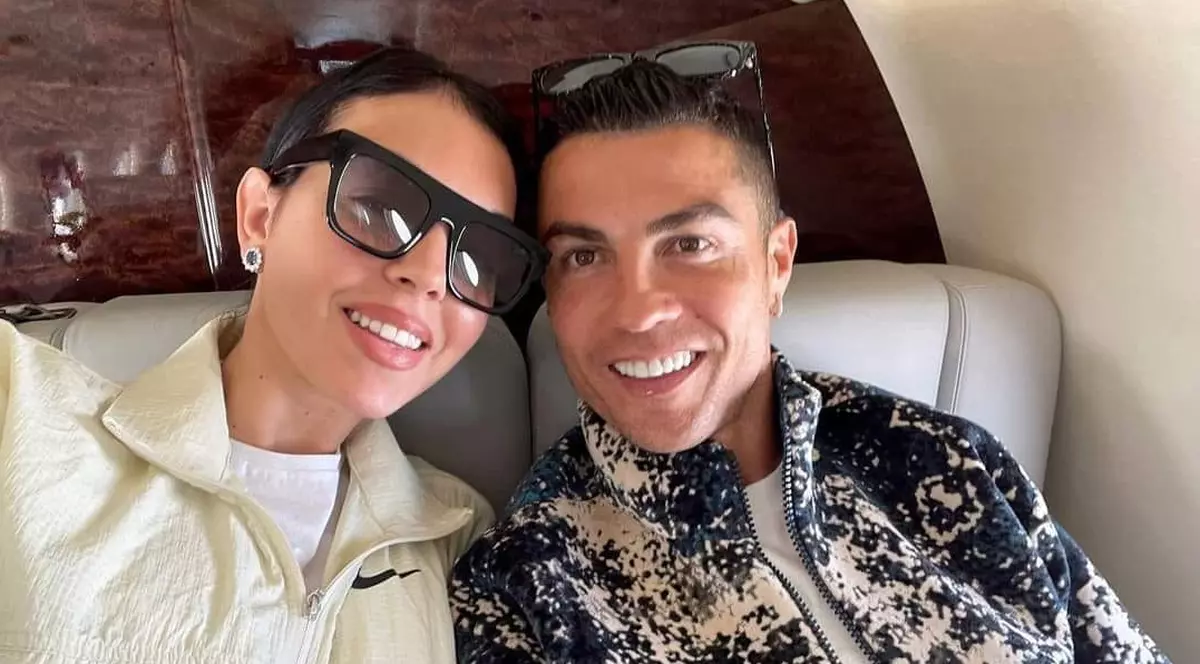 Cristiano Ronaldo, într-o vacanță exclusivistă cu familia. Cât au crescut copiii fotbalistului