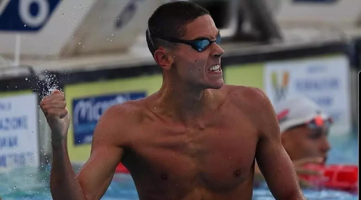 A treia medalie de aur la Europenele de juniori pentru David Popovici, înotătorul român de 16 ani