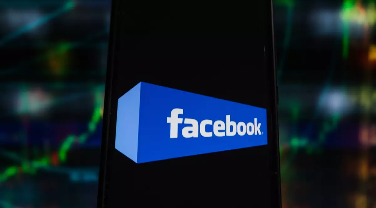 Un inginer al Facebook ar fi abuzat de accesul la datele utilizatorilor pentru a urmări o femeie care-l părăsise