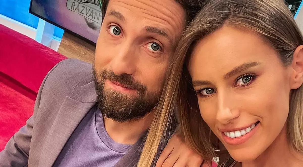 Cum arată soția lui Dani Oțil, cu o lună înainte de a naște. Gabriela a luat în greutate 13 kilograme