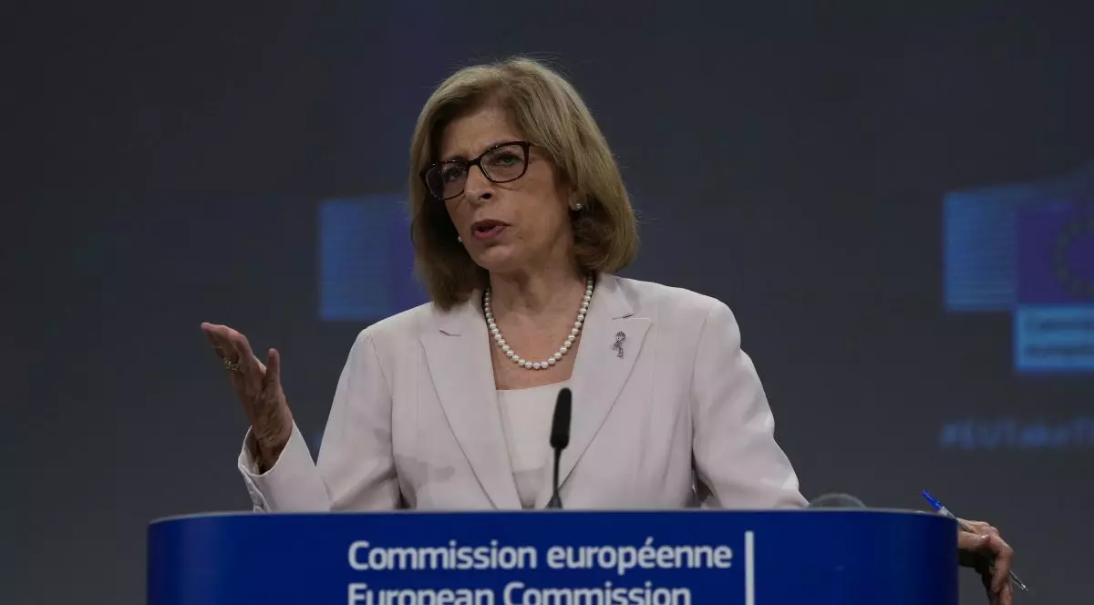 Comisar european pentru sănătate: „România trebuie să își dubleze eforturile de vaccinare pe parcursul verii”