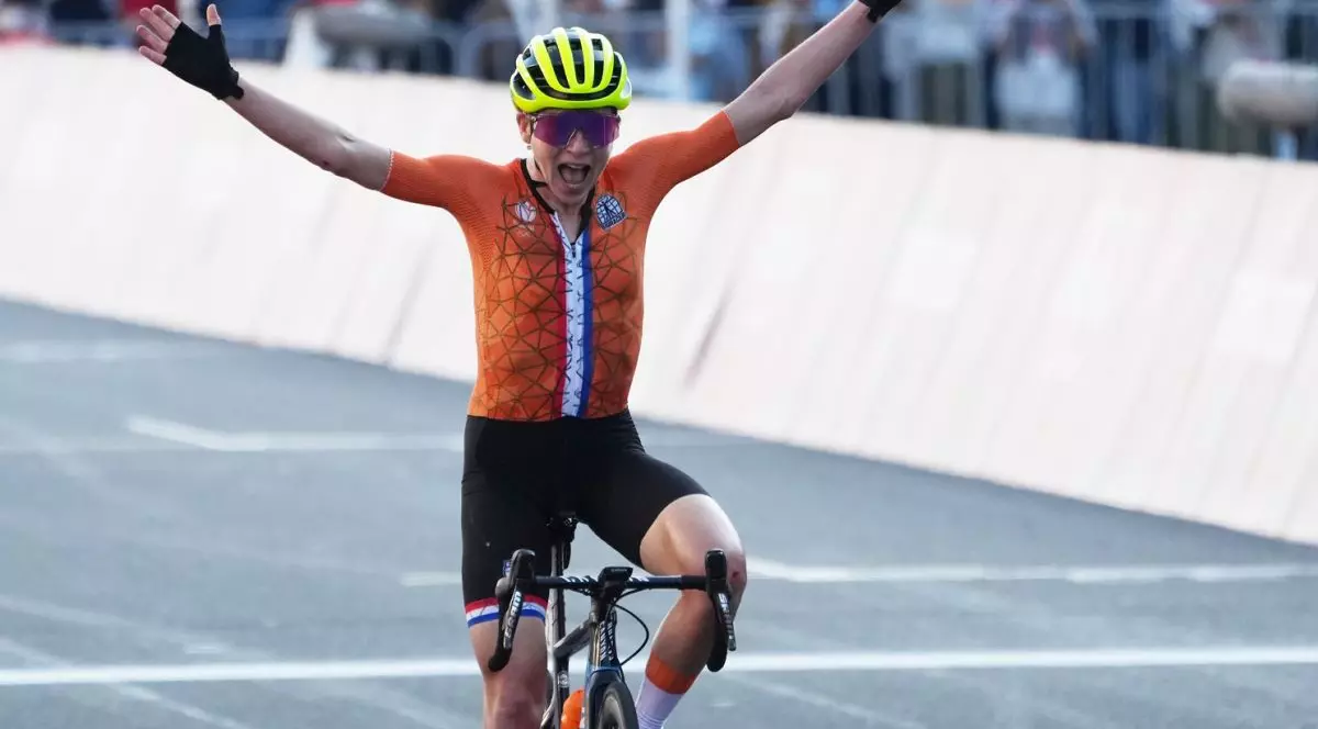 Bucurie înainte de vreme. O ciclistă a crezut că a luat medalia de aur la Tokyo, dar altă sportivă terminase cursa înaintea ei