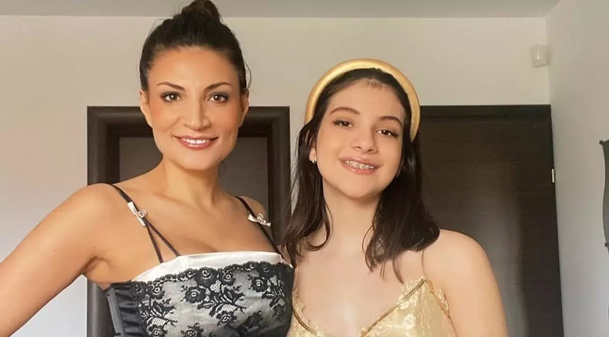 Cum a aflat fiica Ioanei Ginghină că mama ei a pozat în Playboy. „Nu voiam să o ia nimic prin surprindere”