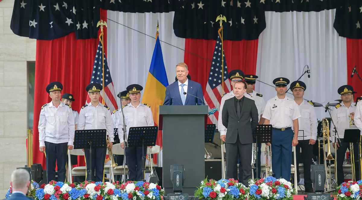 Klaus Iohannis, mesaj de ziua SUA: „Sincere felicitări tuturor prietenilor şi partenerilor noştri strategici americani”