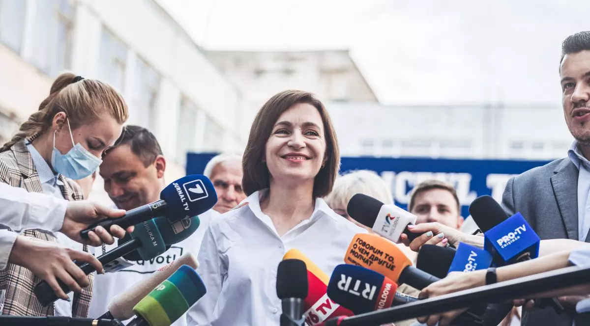Ce urmează pentru partidul Maiei Sandu, după victoria istorică în alegerile din Republica Moldova: „Dezamăgirea poate veni foarte rapid”