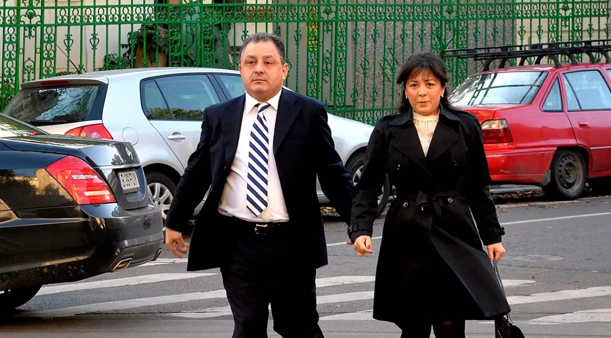 VIDEO SURSE: Oana Mizil îl acuză pe Marian Vanghelie că a agresat-o. Ordin de protecție provizoriu emis de poliție