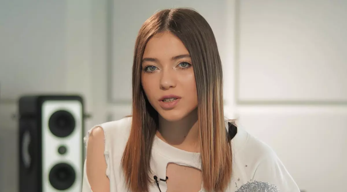 Declarație neașteptată făcută de Roxen. „Simt că sunt băiat în corp de fată”