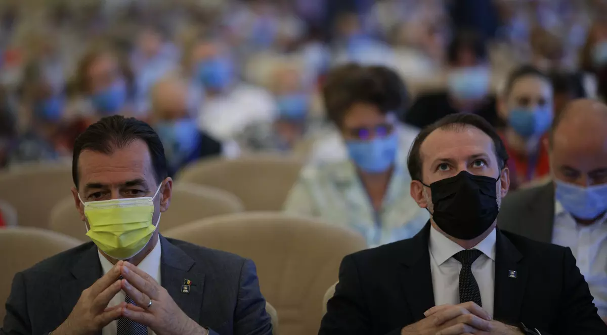 Circul ieftin din PNL costă mult. Când Cîțu face tumbe prin țară, iar Orban înghite flăcări, noi plătim