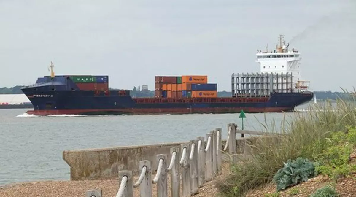 Un vapor cargo a fost atacat în Oceanul Indian, incident pus pe seama Iranului