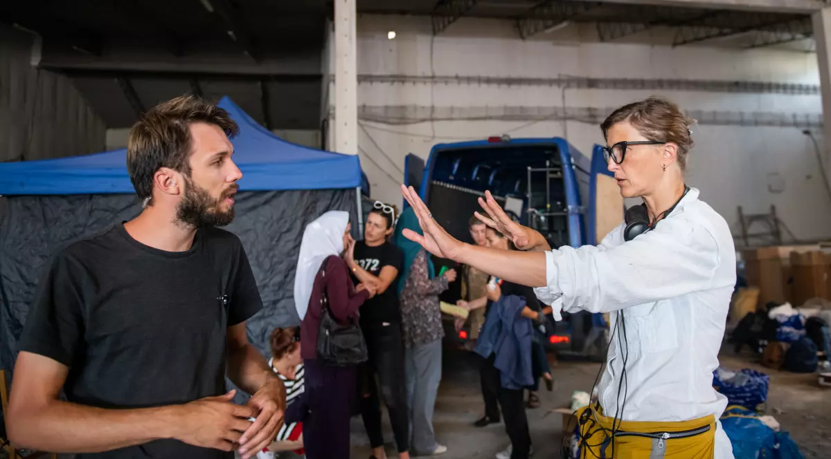 LAND, debutul în regie al actriței ROBIN WRIGHT, în deschiderea festivalului Internațional de Film Independent ANONIMUL,  QUO VADIS, AIDA?, în afara competiției