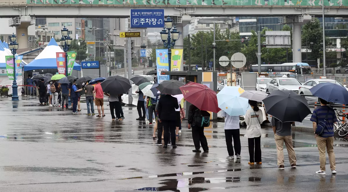 Autoritățile din Coreea de Sud impun la Seul cele mai drastice restricții de la debutul pandemiei