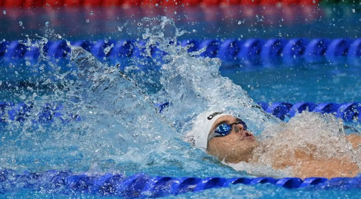 Robert Glință s-a calificat în semifinale la 50 de metri spate, la Campionatul Mondial de Nataţie