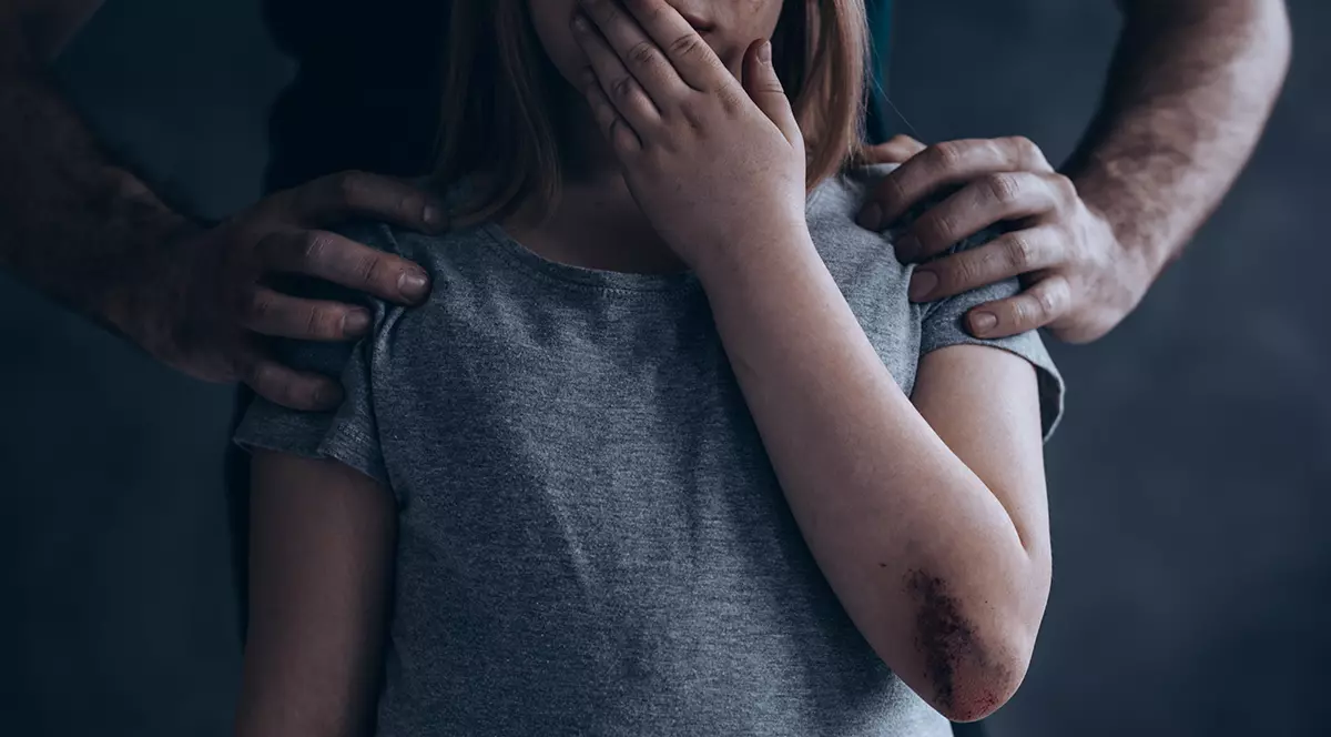 CSM cere ca orice act sexual cu un minor sub 14 ani să fie considerat viol, dar propune pedepse mai mici, dacă nu e probată constrângerea
